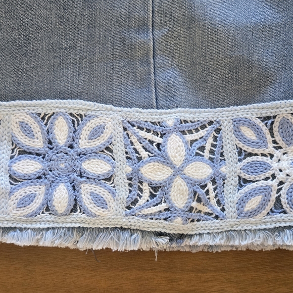 CHARLIE B Light Blue Flare Jeans with Lace Hem - Picture 4 of 7